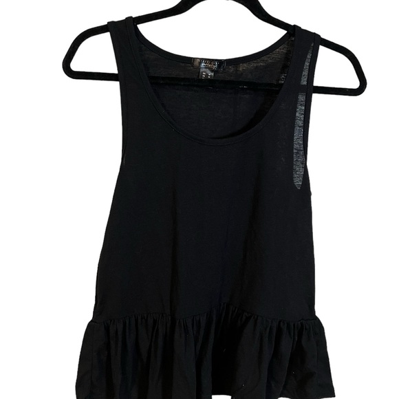 A Streetwear Society black top in size medium - Picture 2 of 6